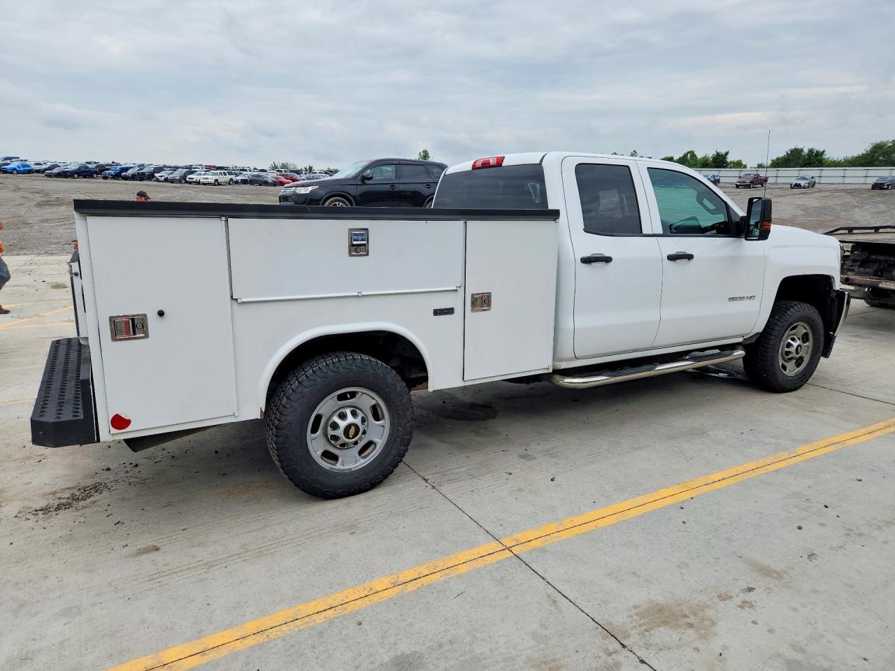 2017 CHEVROLET SILVERADO