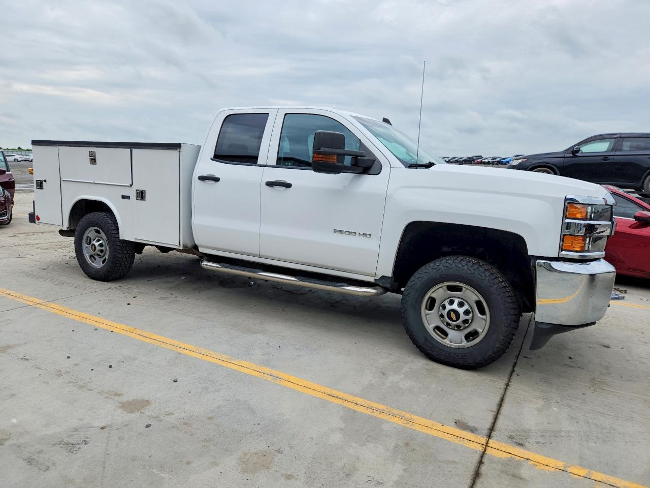 2017 CHEVROLET SILVERADO