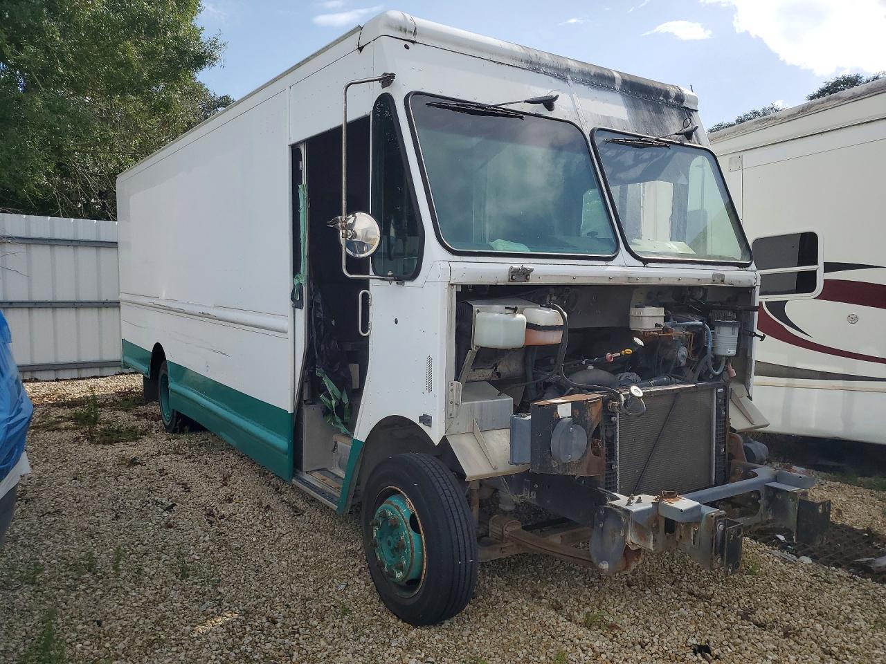 2011 WORKHORSE ALL OTHER