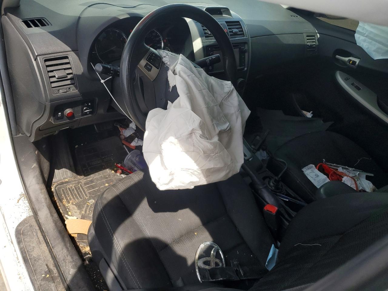2013 TOYOTA COROLLA