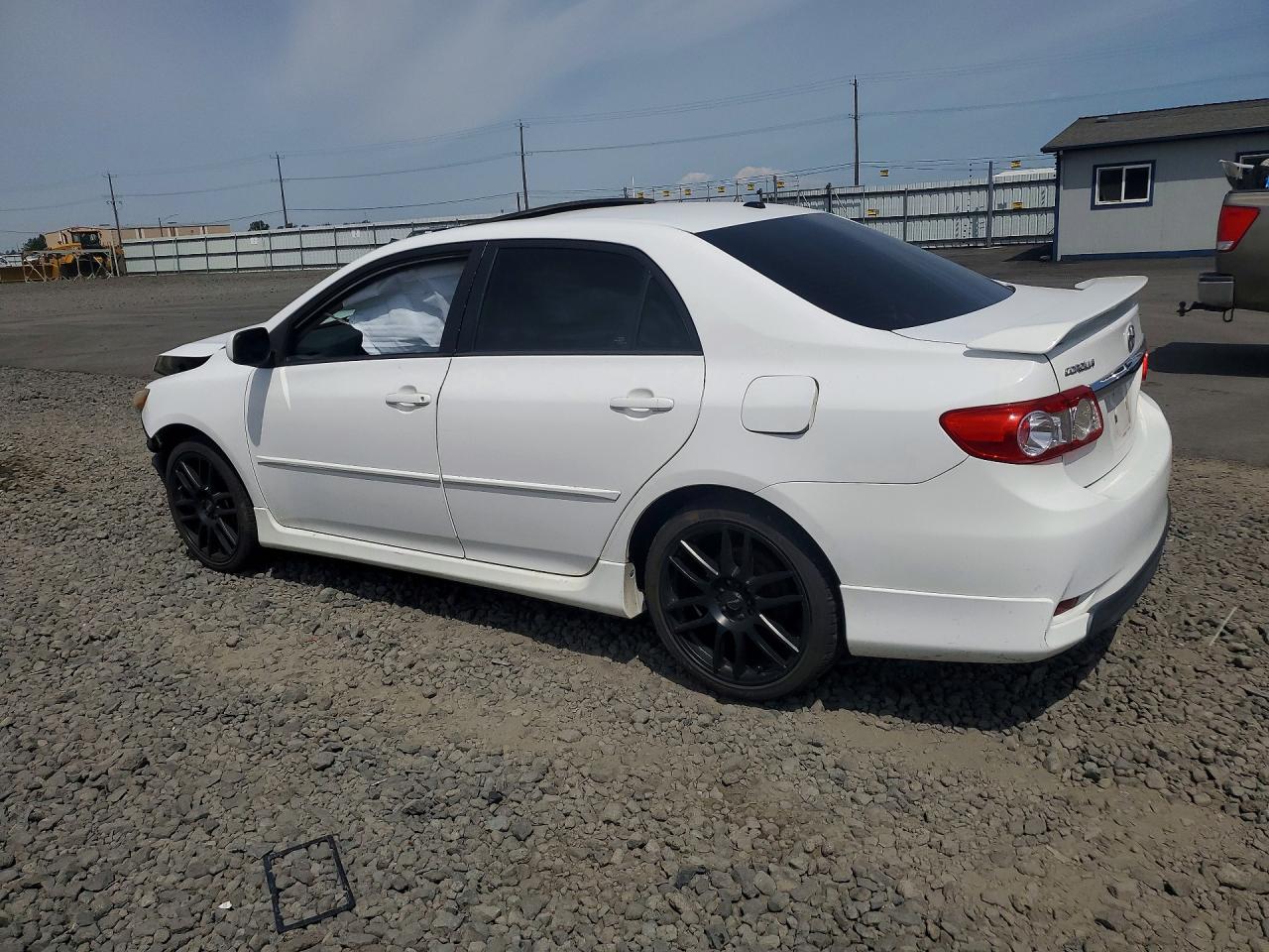 2013 TOYOTA COROLLA