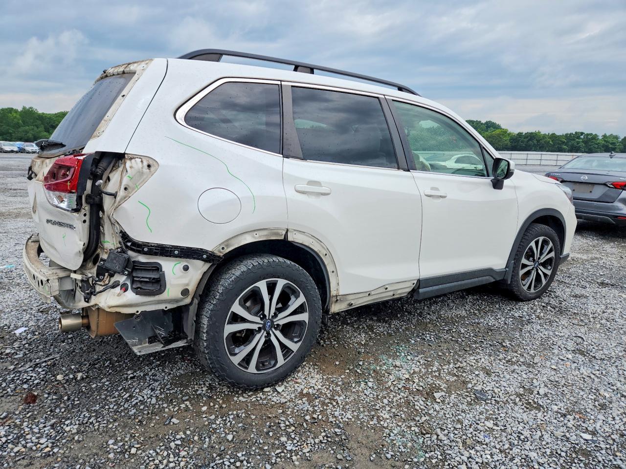 2021 SUBARU FORESTER