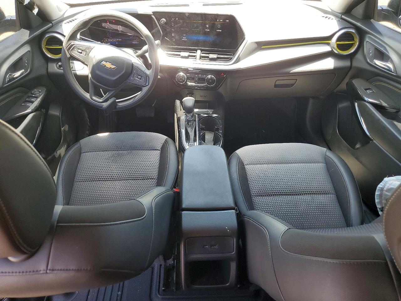 2025 CHEVROLET TRAX