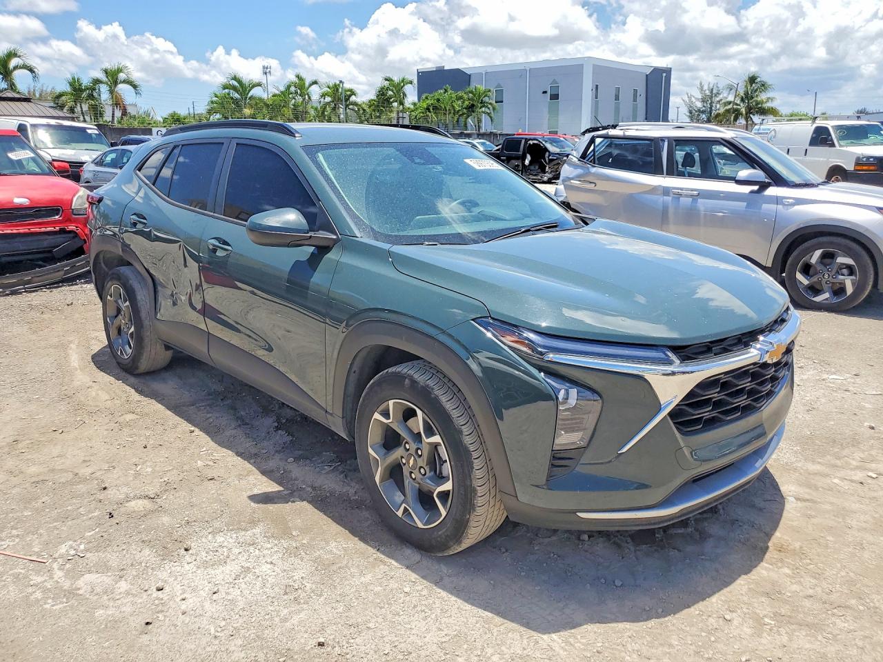 2025 CHEVROLET TRAX