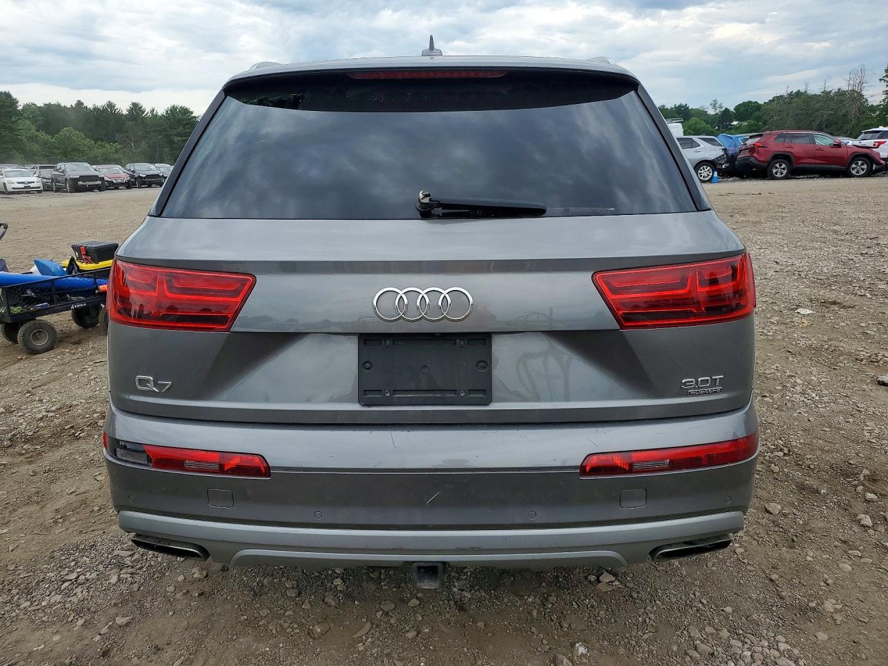 2017 AUDI Q7
