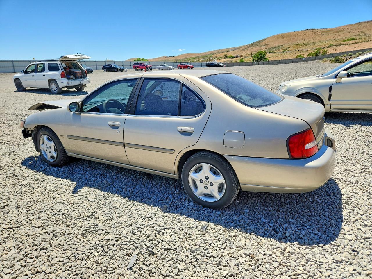 2001 NISSAN ALTIMA