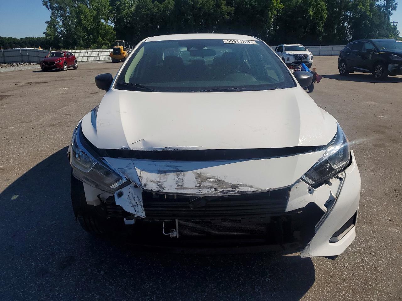 2024 NISSAN VERSA