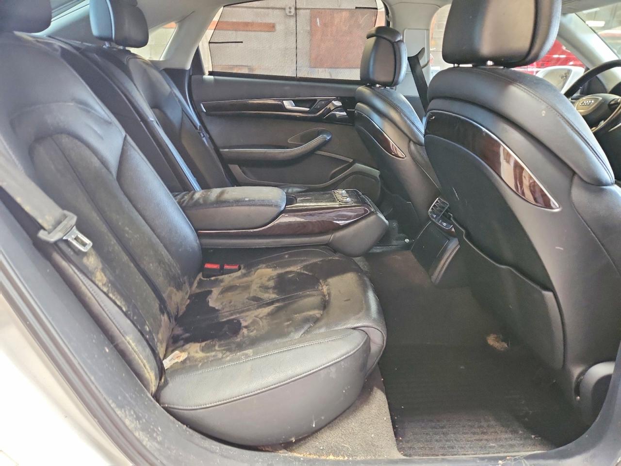 2013 AUDI A8