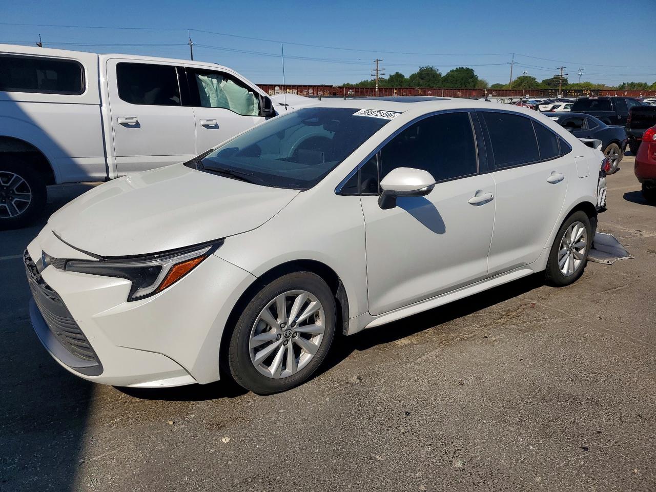 2025 TOYOTA COROLLA