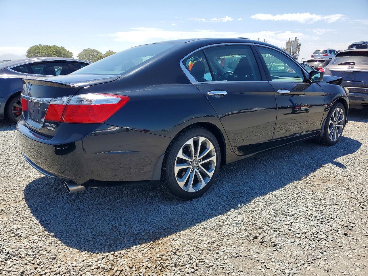 2015 HONDA ACCORD