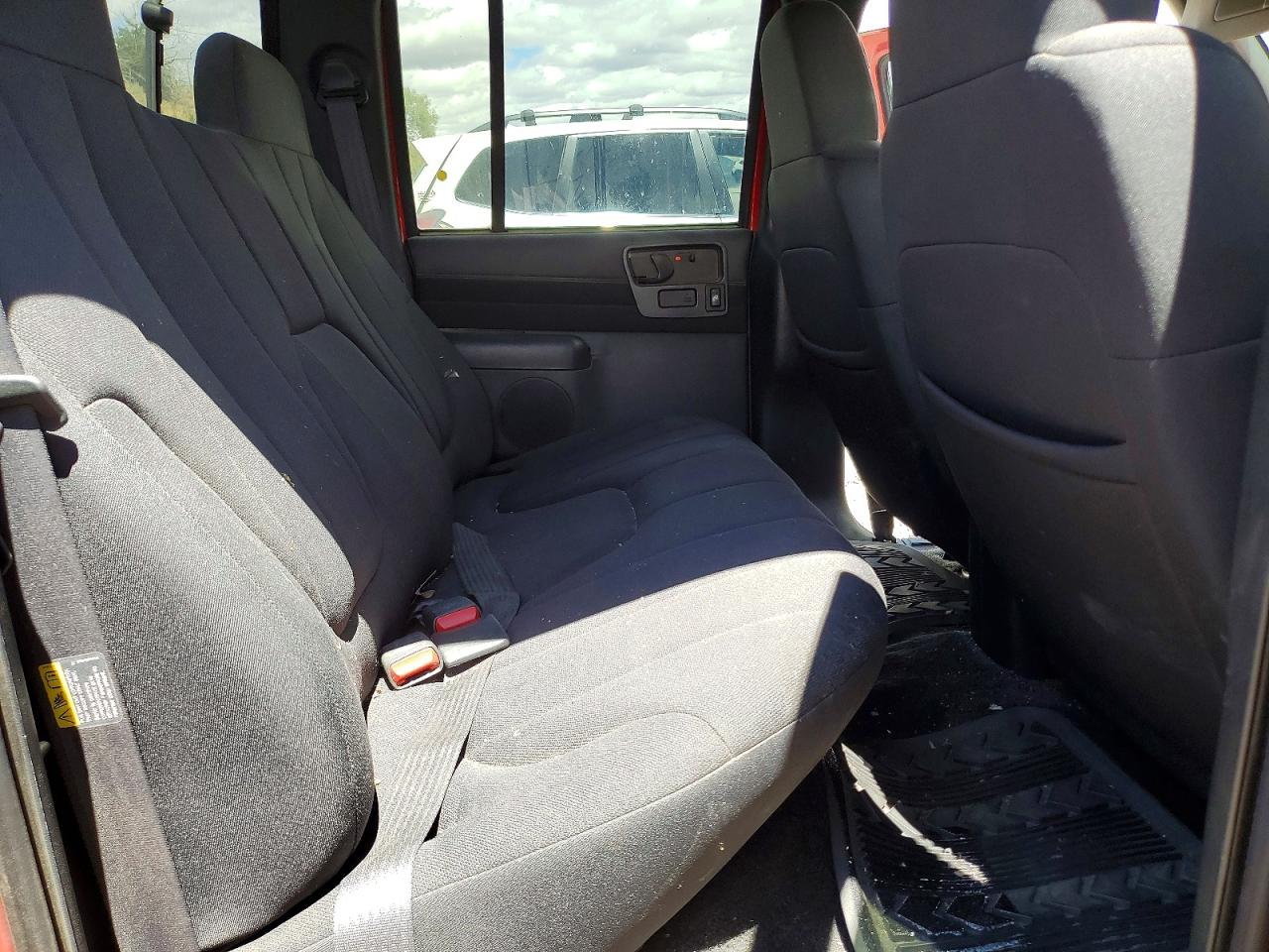 2004 CHEVROLET S10