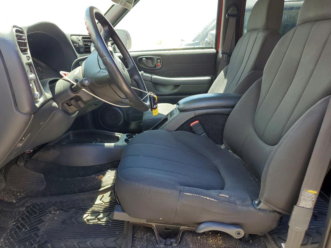 2004 CHEVROLET S10