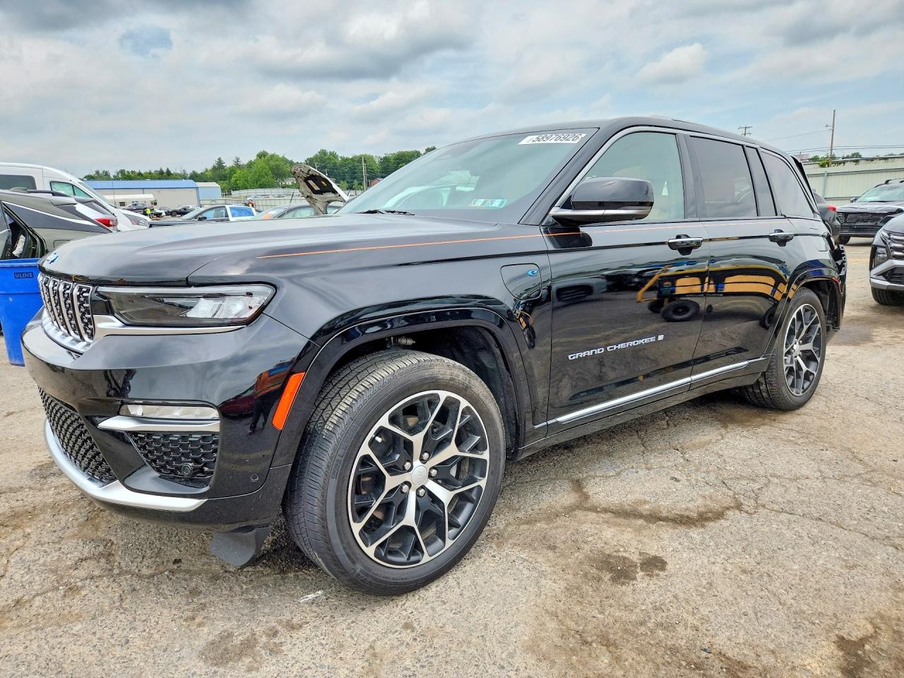 2022 JEEP CHEROKEE