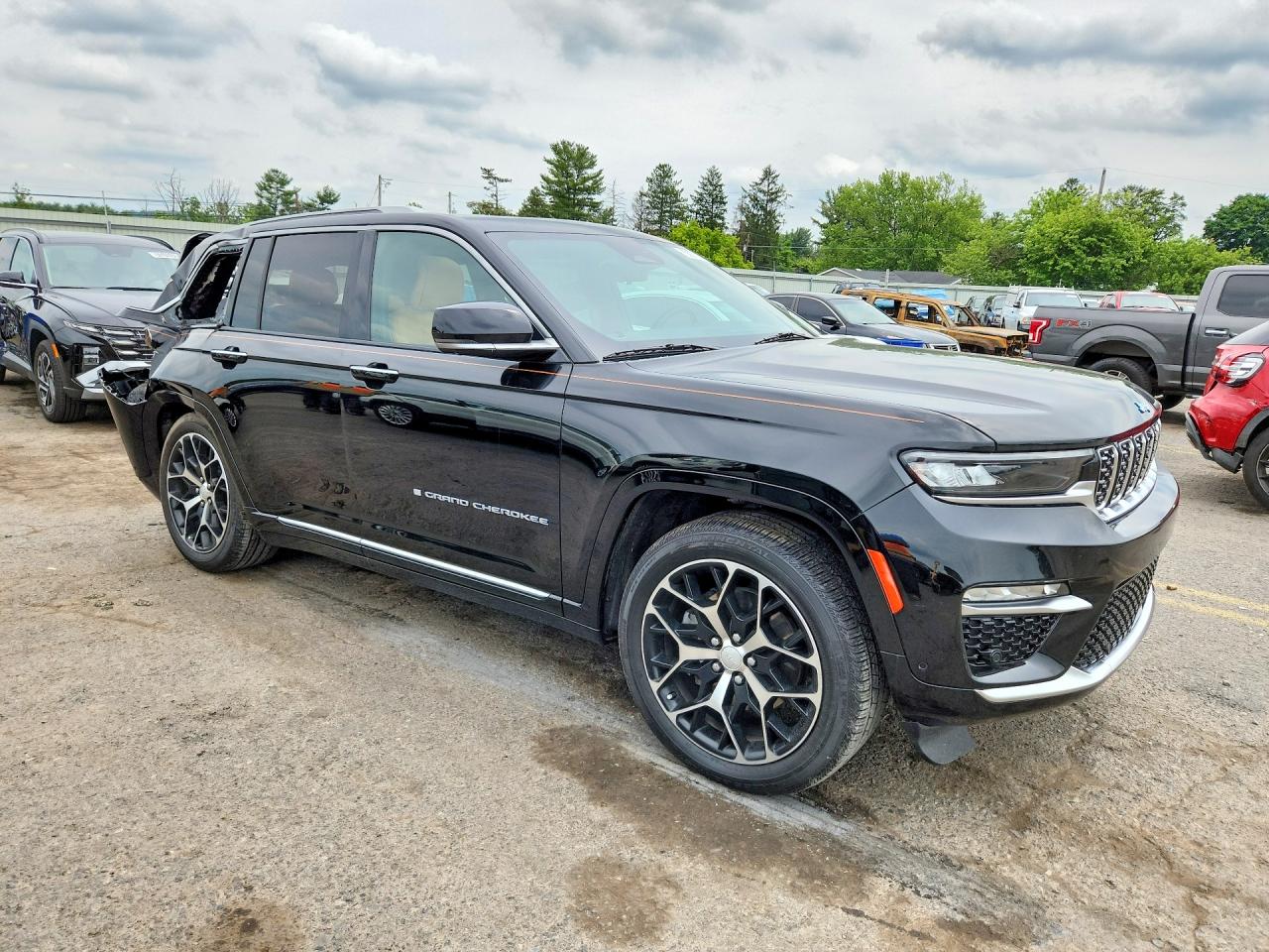 2022 JEEP CHEROKEE