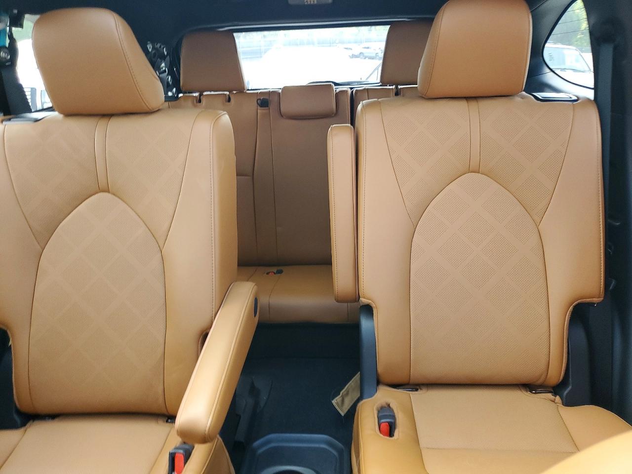 2024 TOYOTA HIGHLANDER