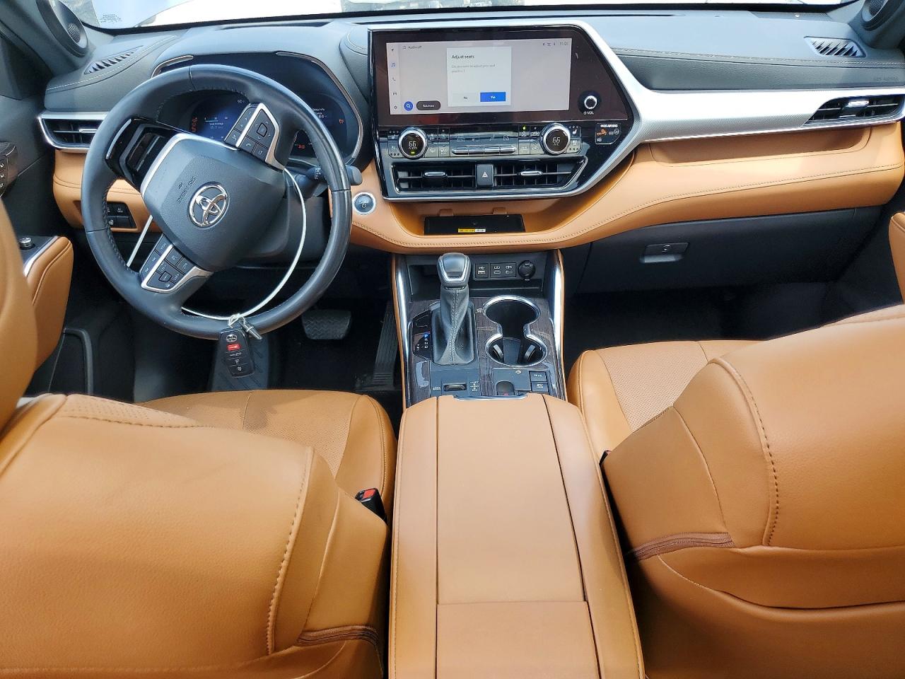 2024 TOYOTA HIGHLANDER