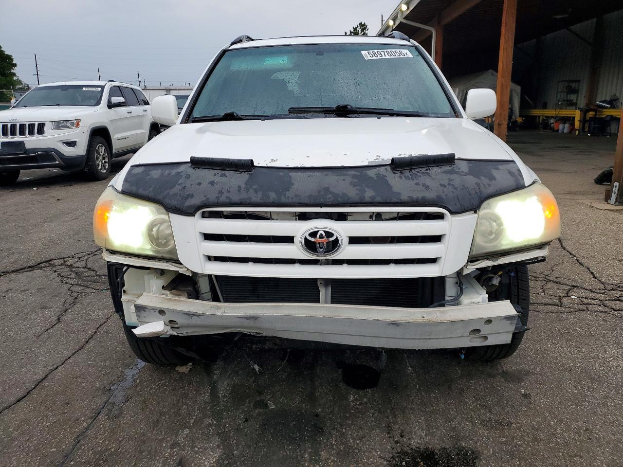 2004 TOYOTA HIGHLANDER