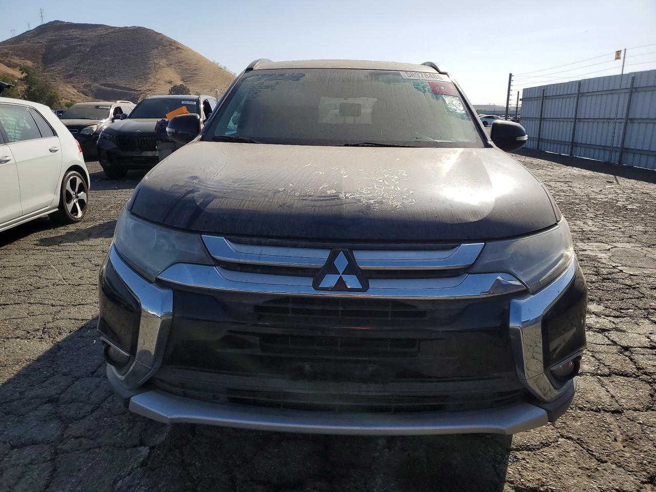 2016 MITSUBISHI OUTLANDER
