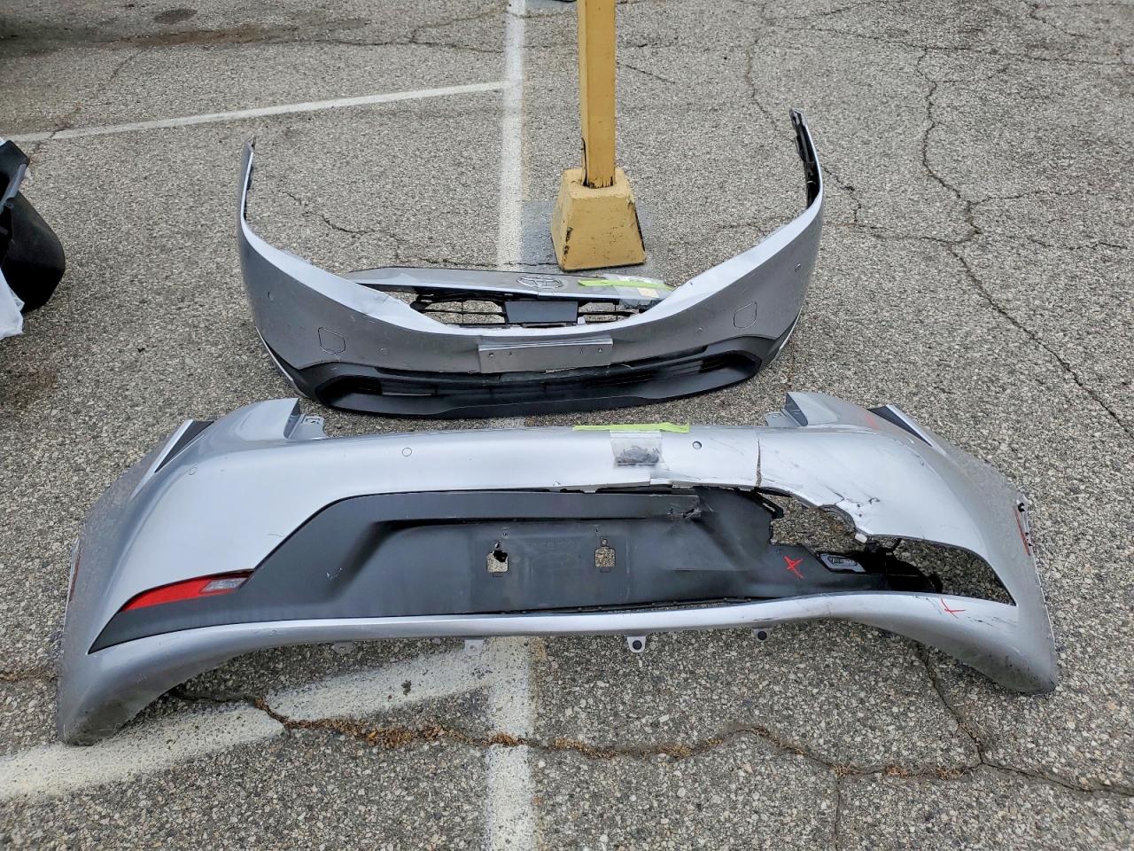 2023 TOYOTA PRIUS