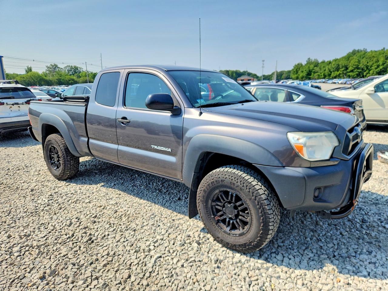 2015 TOYOTA TACOMA
