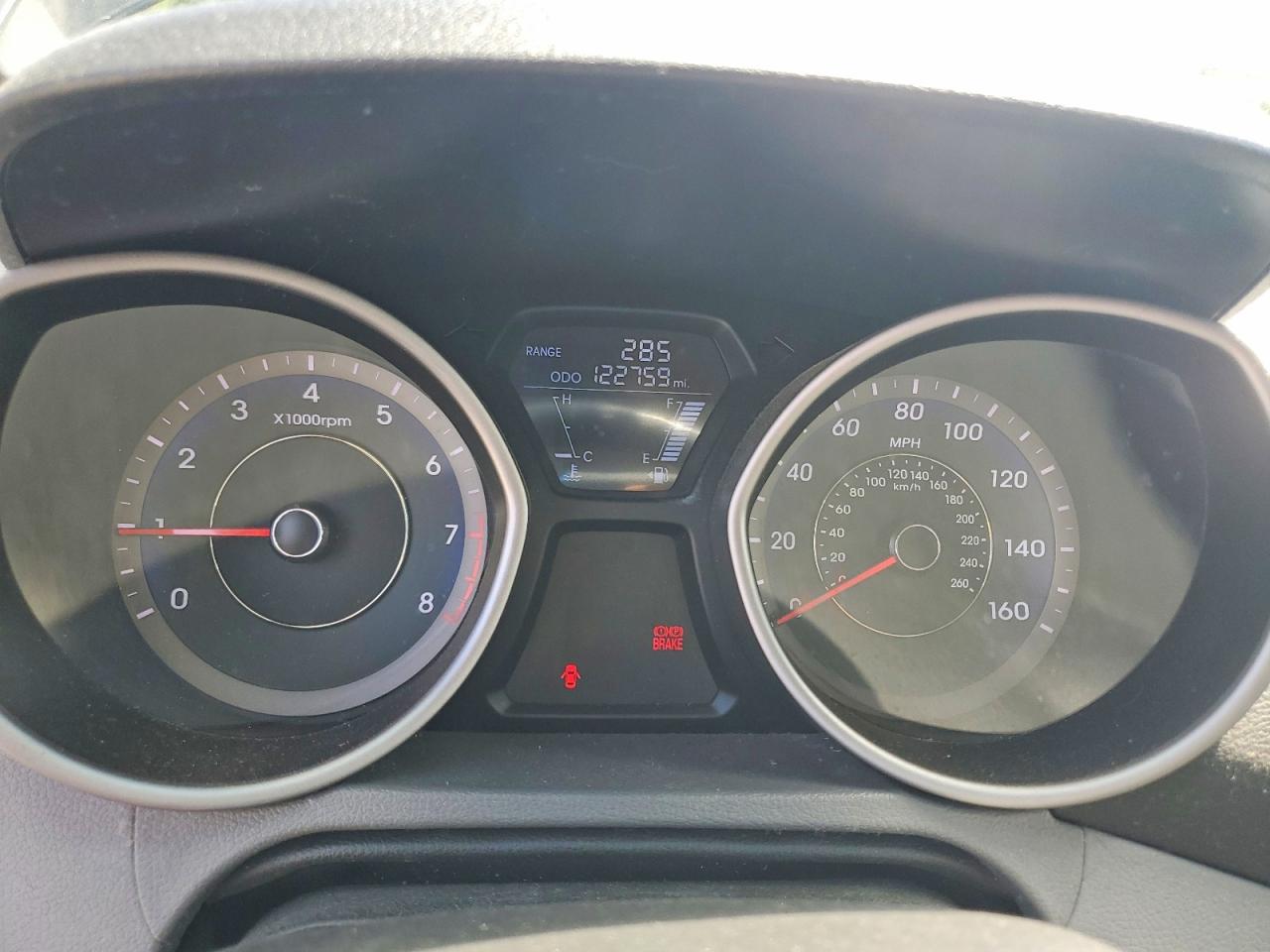 2013 HYUNDAI ELANTRA