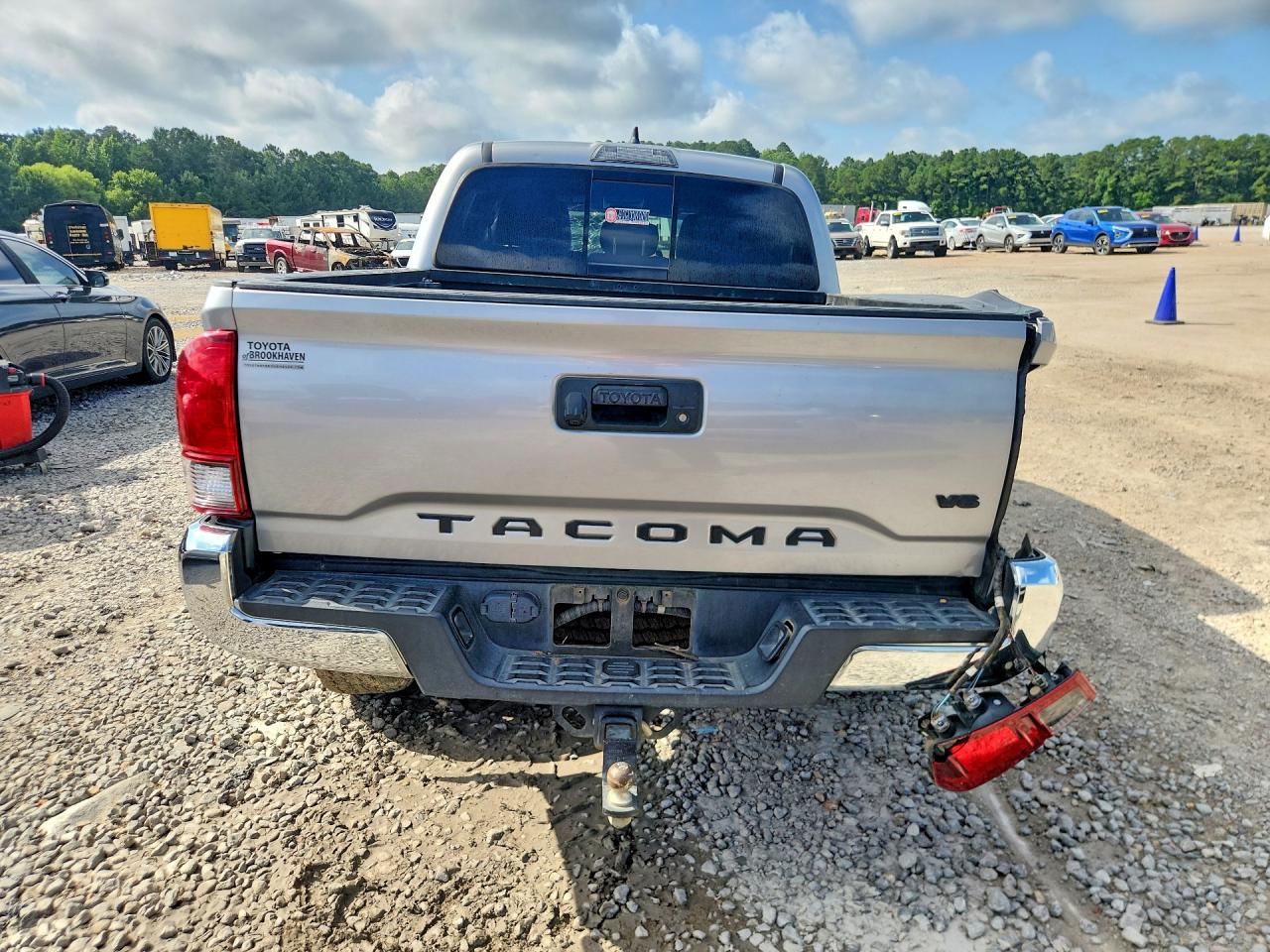 2019 TOYOTA TACOMA
