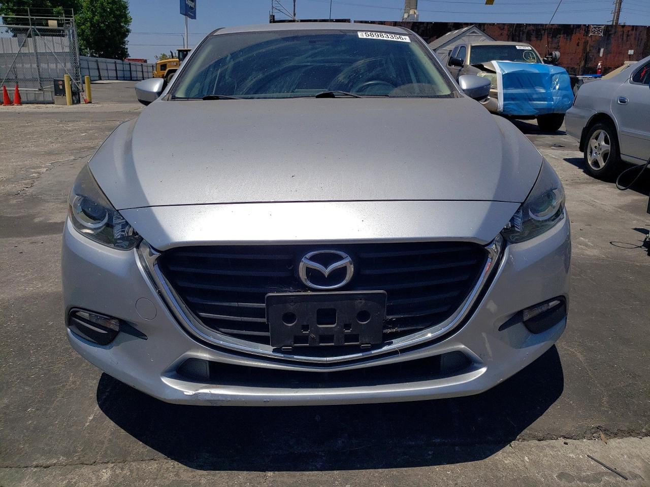 2017 MAZDA 3