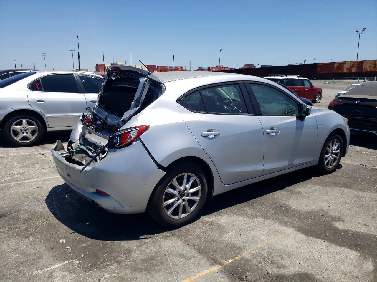 2017 MAZDA 3