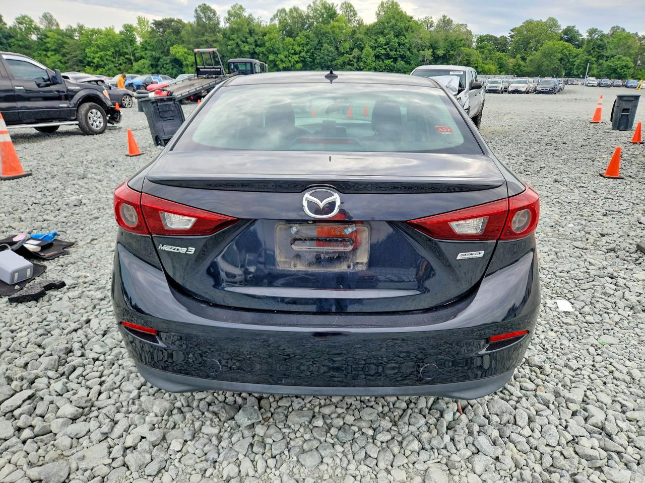 2016 MAZDA 3