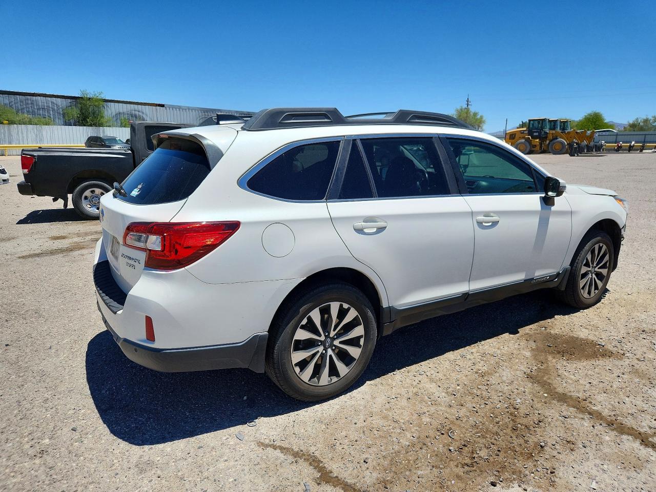 2017 SUBARU OUTBACK