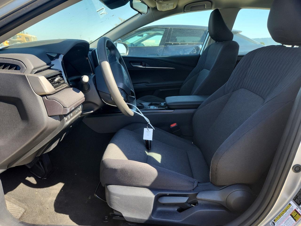 2025 TOYOTA CAMRY