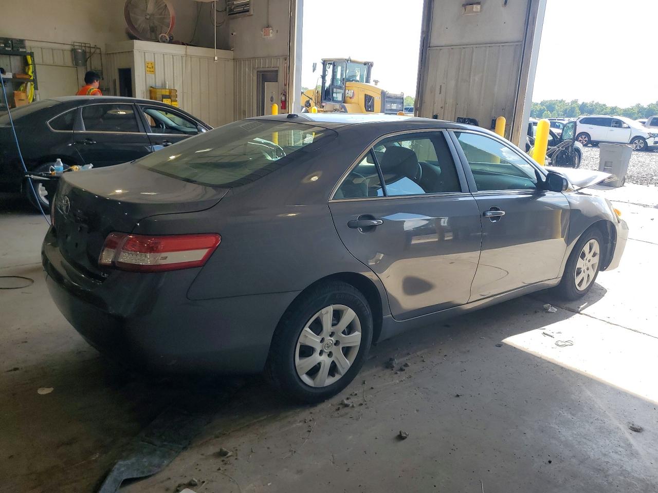 2010 TOYOTA CAMRY