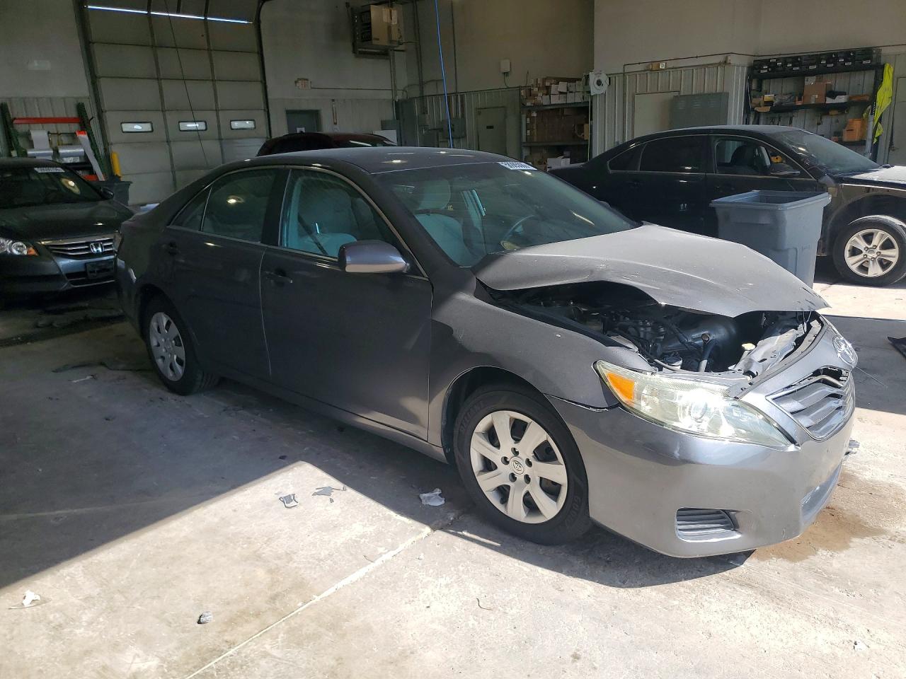 2010 TOYOTA CAMRY