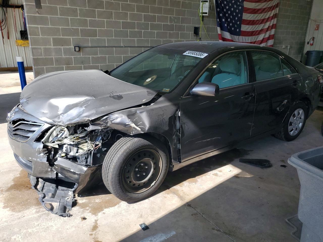 2010 TOYOTA CAMRY