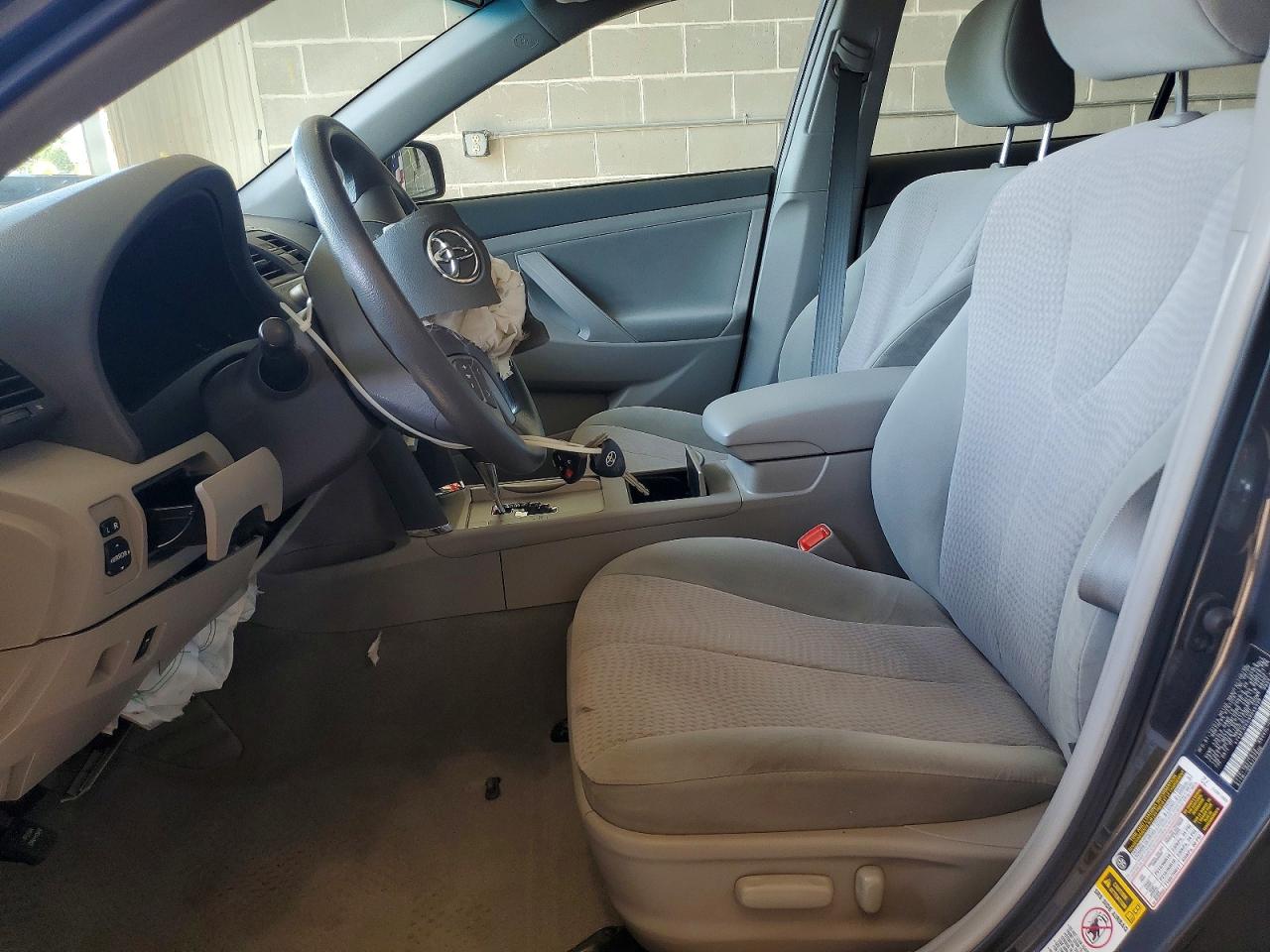 2010 TOYOTA CAMRY