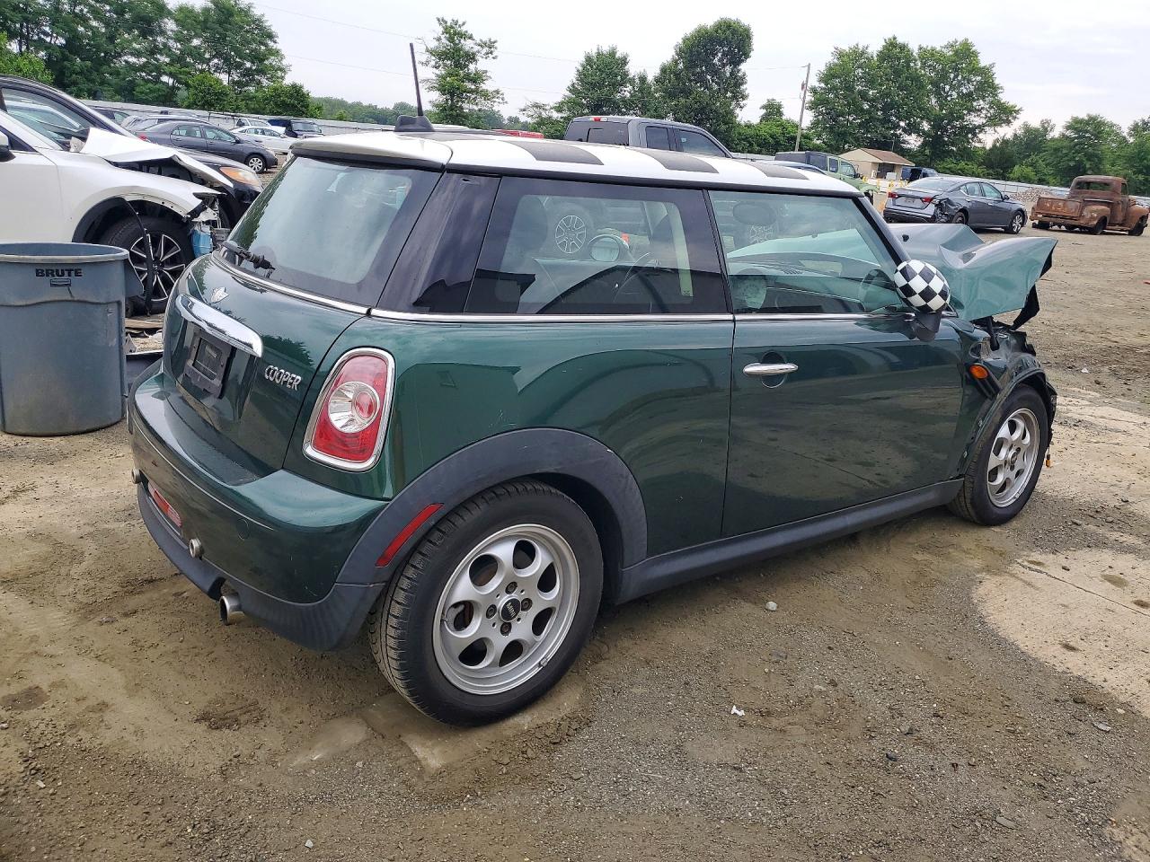 2013 MINI COOPER