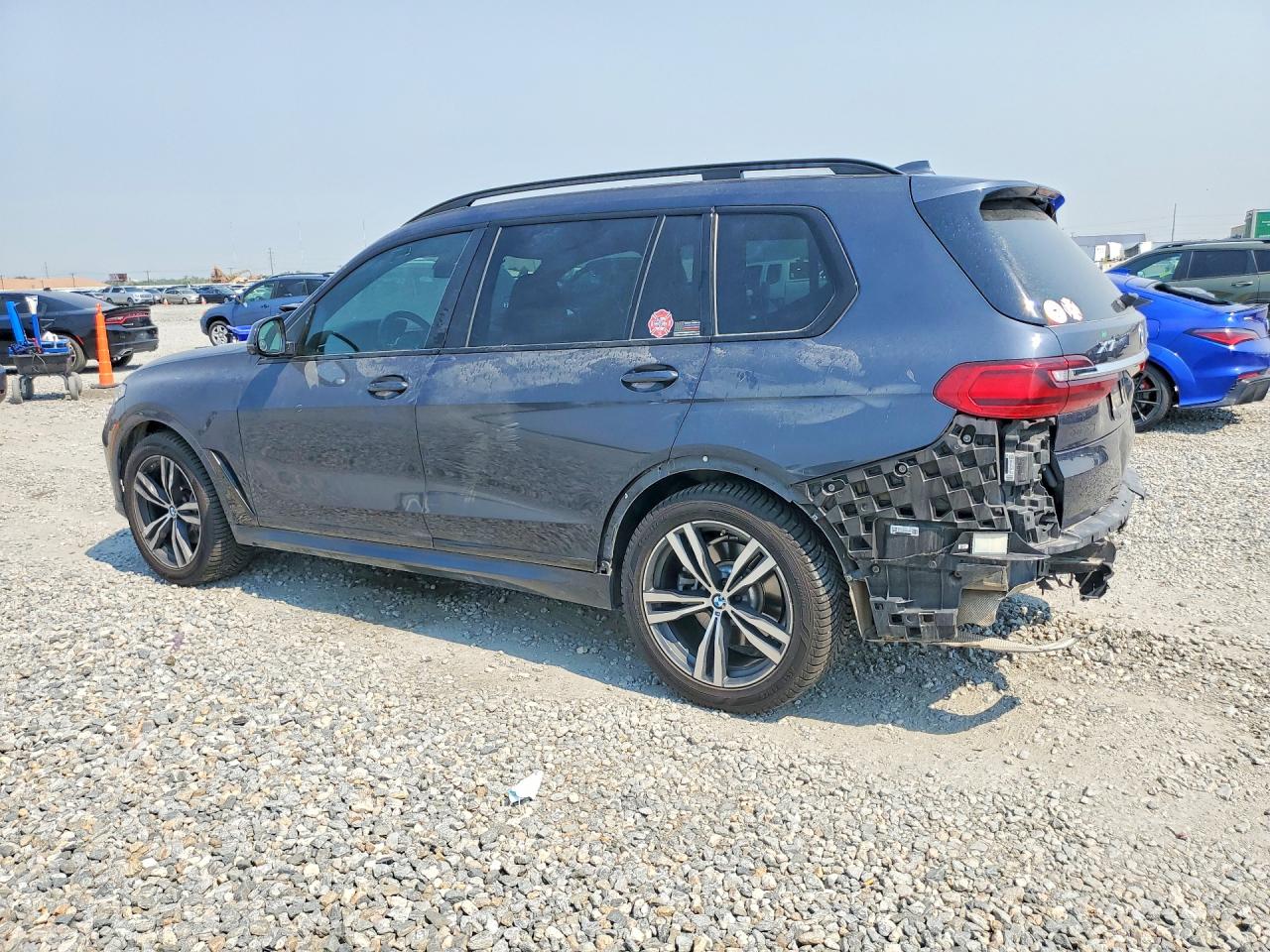 2021 BMW X7