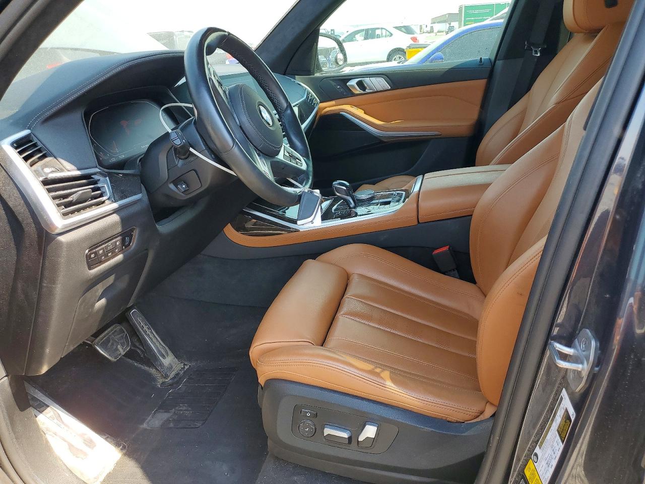 2021 BMW X7