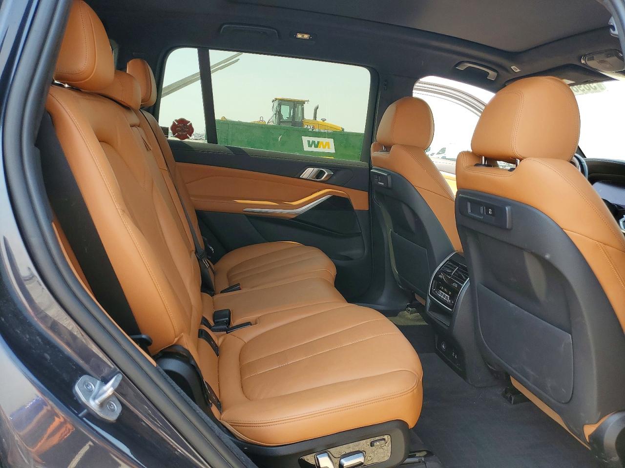 2021 BMW X7