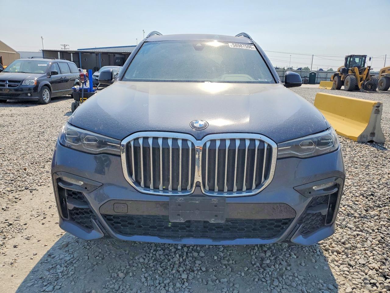 2021 BMW X7