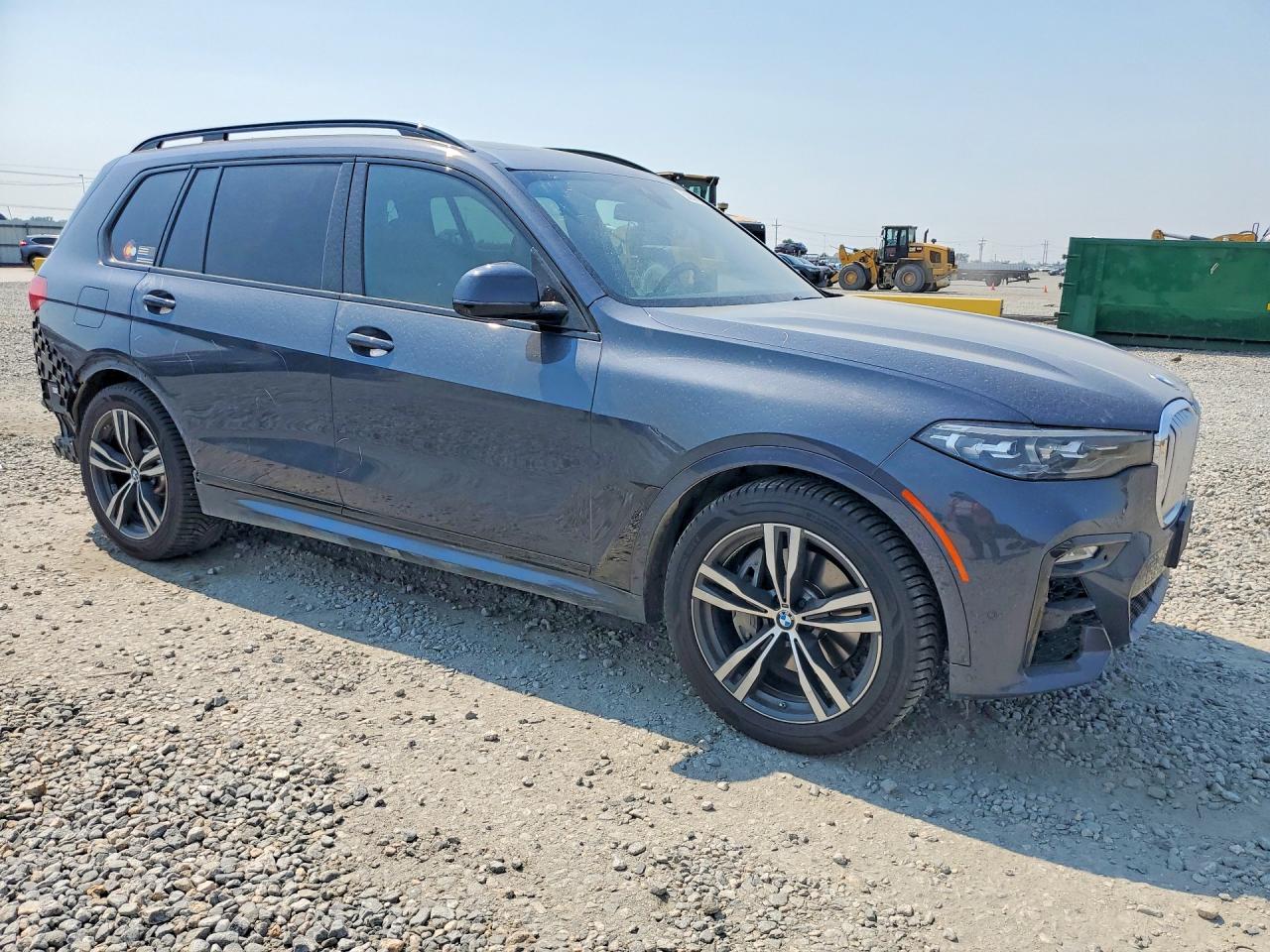 2021 BMW X7