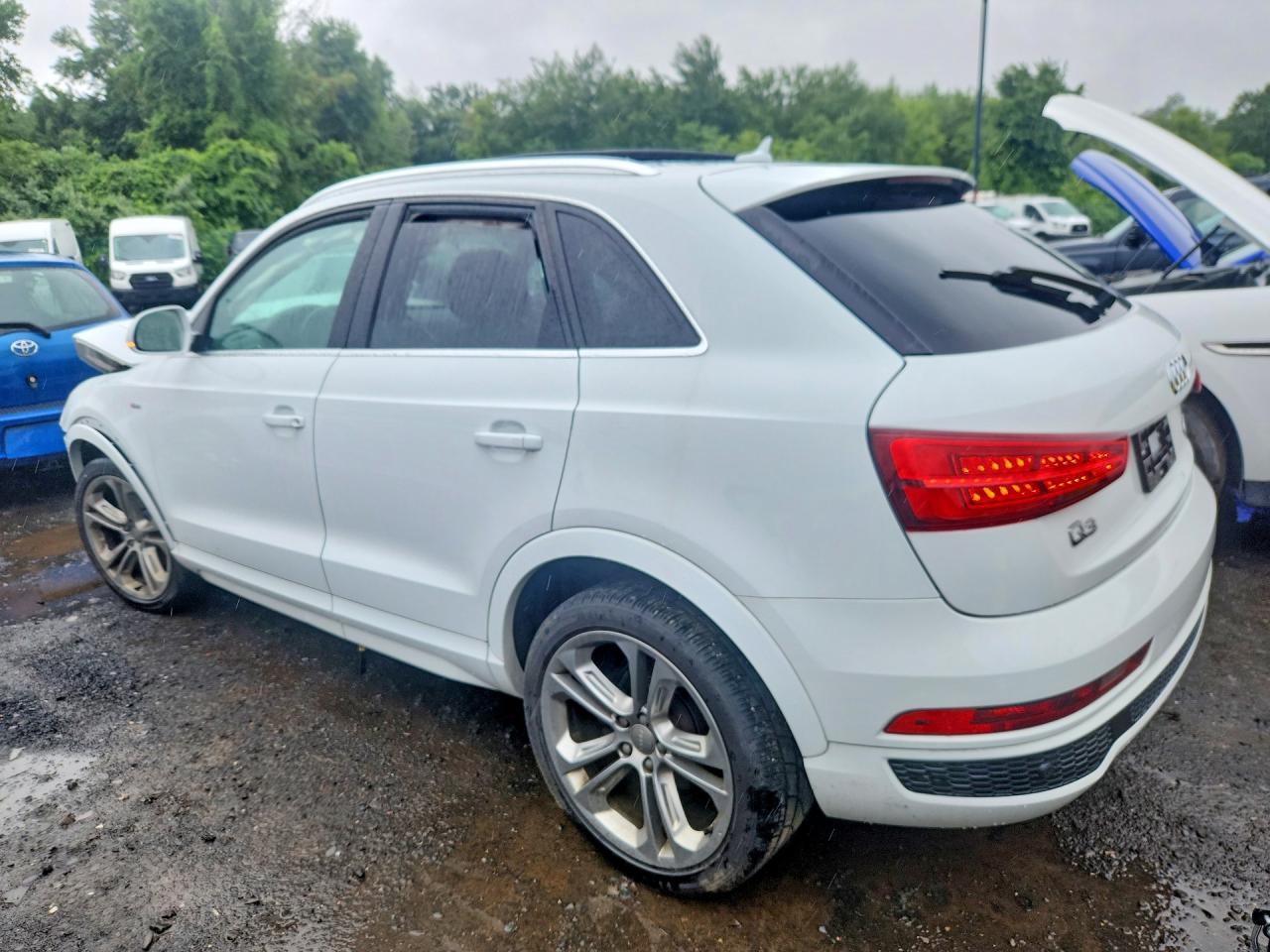 2016 AUDI Q3