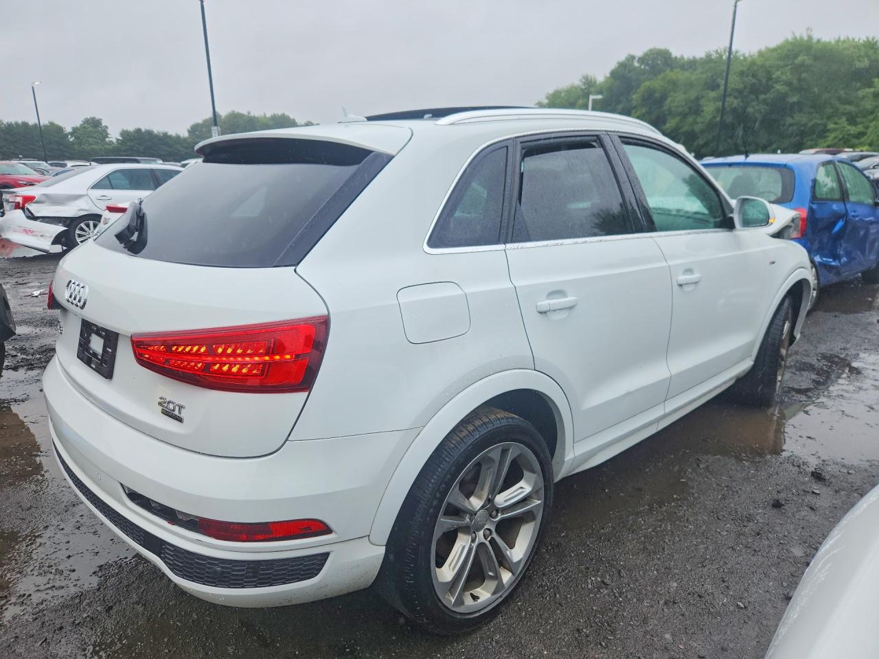 2016 AUDI Q3