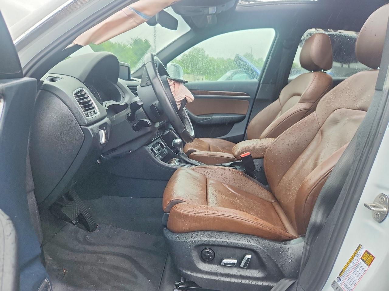 2016 AUDI Q3