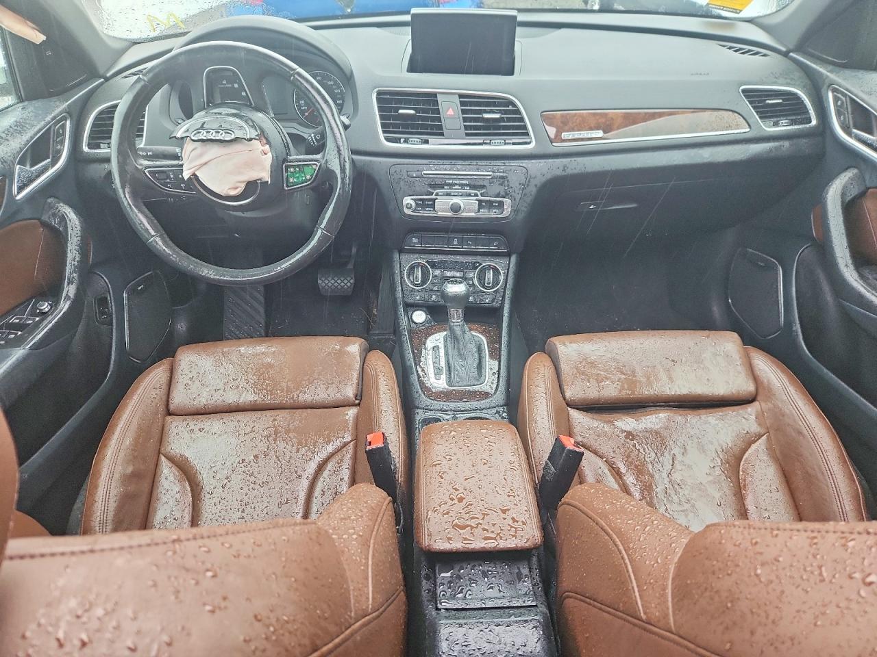 2016 AUDI Q3