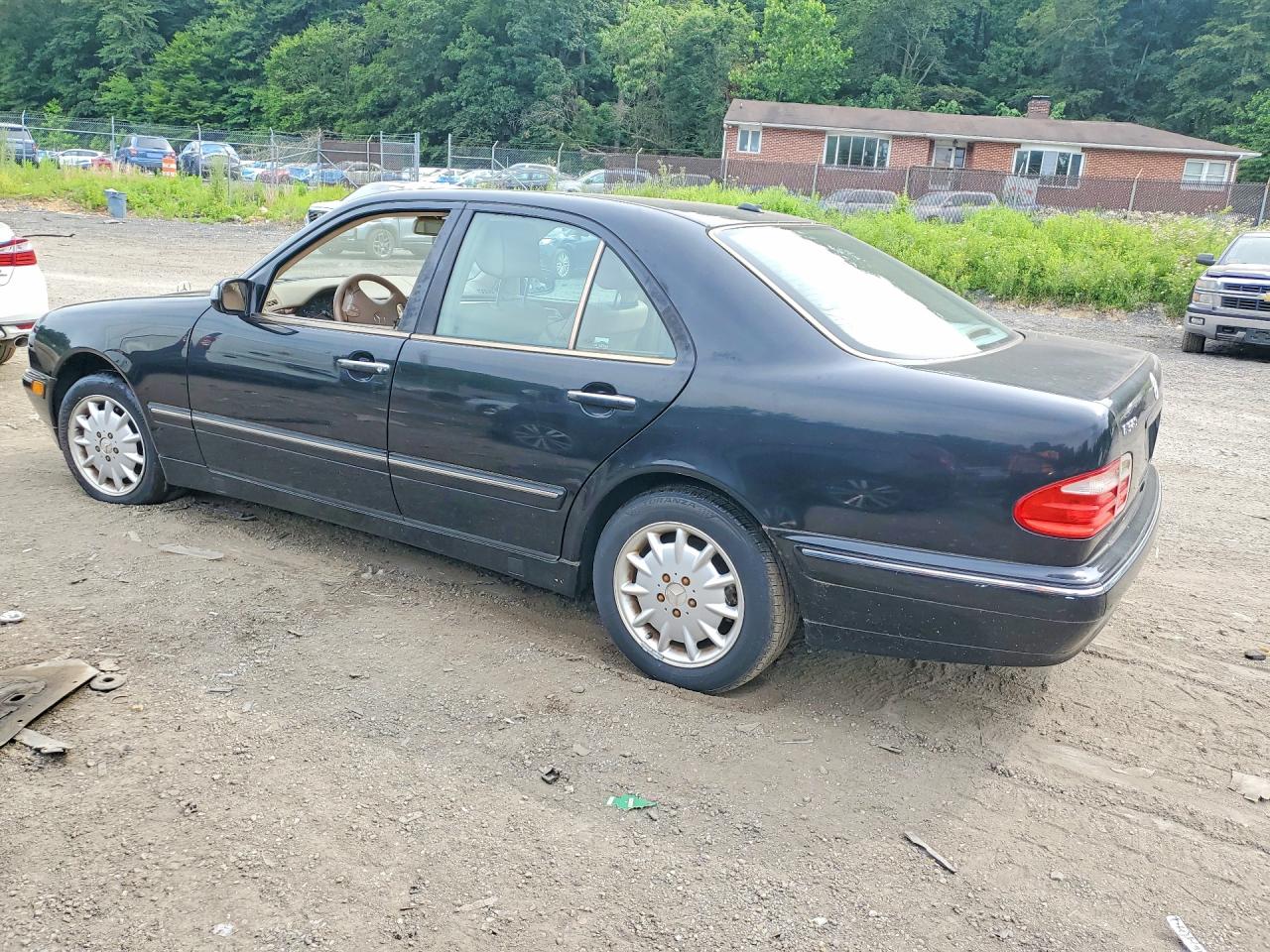 2001 MERCEDES-BENZ E-CLASS
