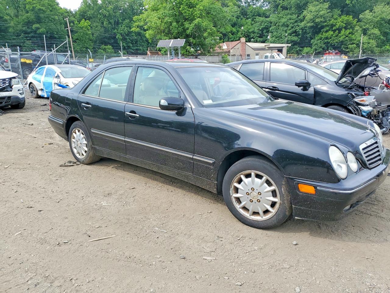 2001 MERCEDES-BENZ E-CLASS