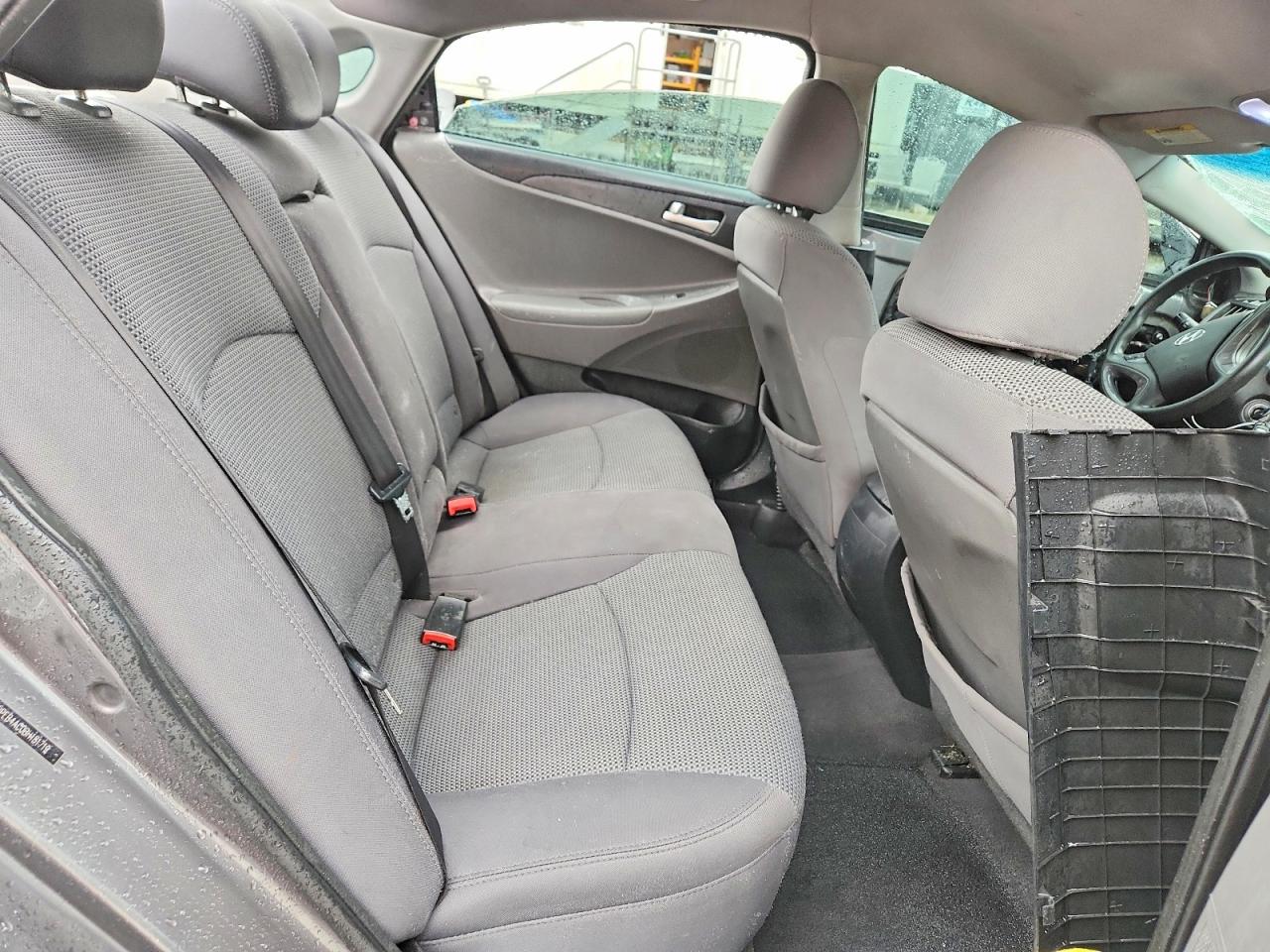 2011 HYUNDAI SONATA