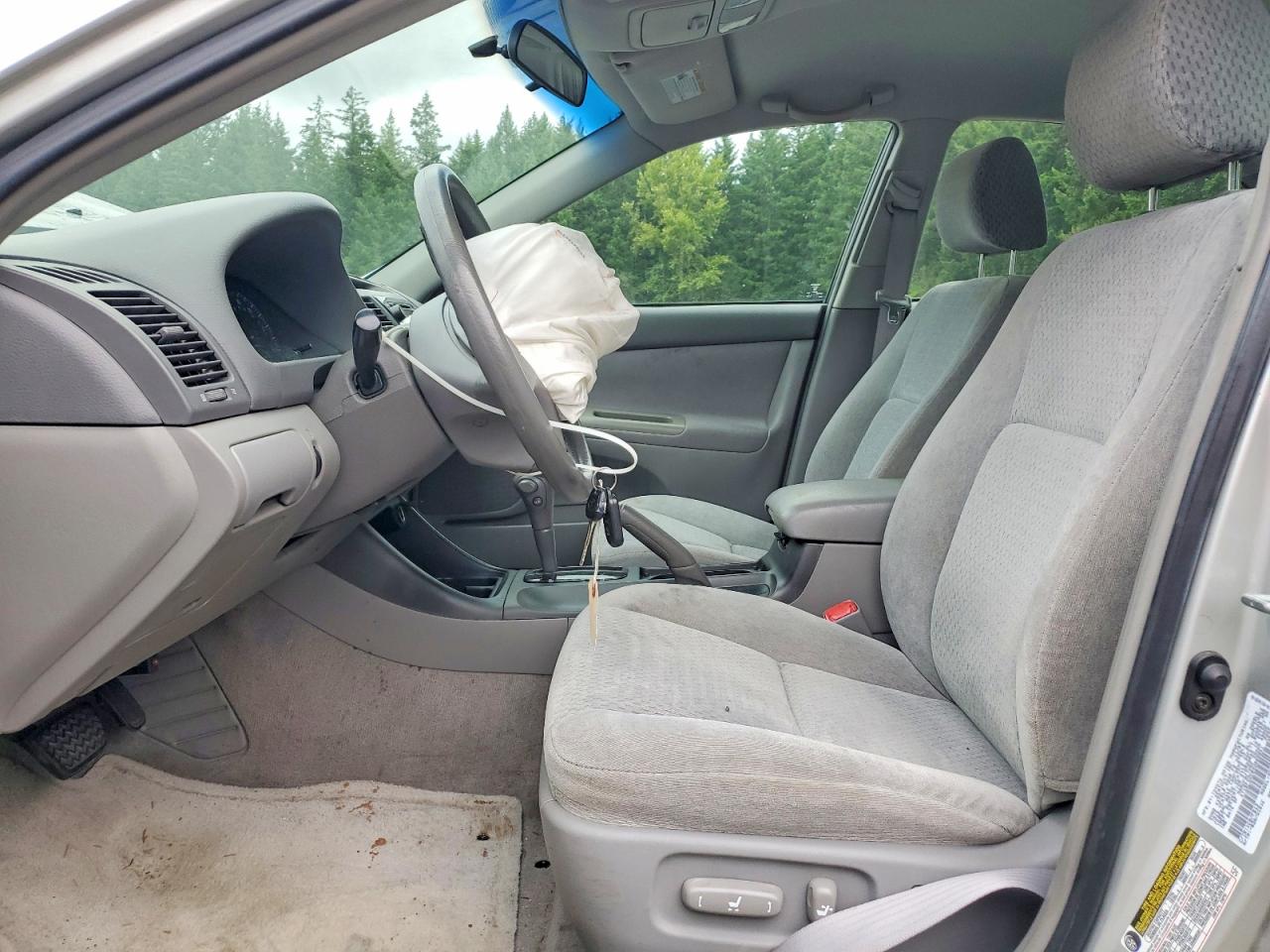 2004 TOYOTA CAMRY