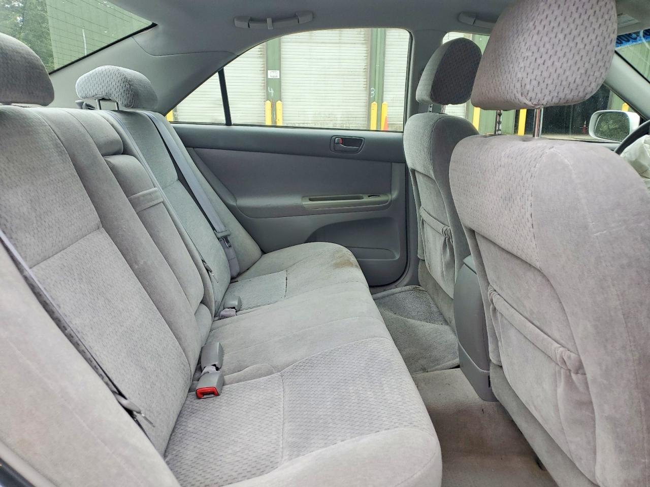 2004 TOYOTA CAMRY
